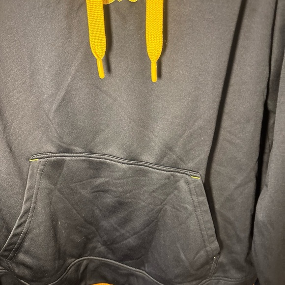 Top of the World Black and Gold Iowa Hawkeyes XXL Hoodie - Picture 5 of 8